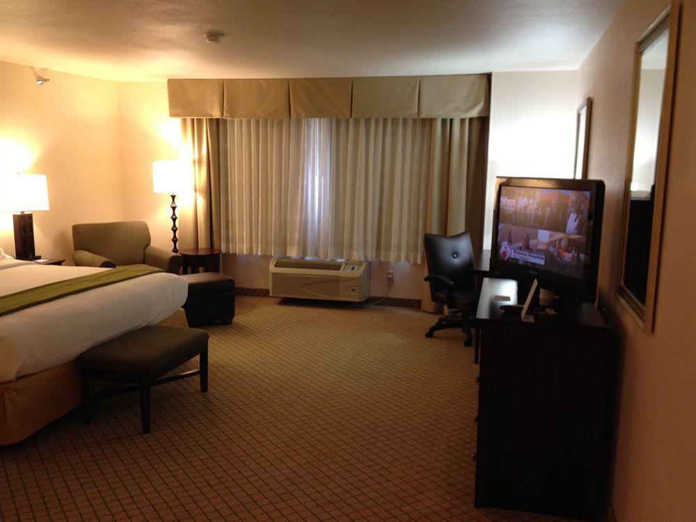 Hotel Country & By Radisson, Abingdon, Va