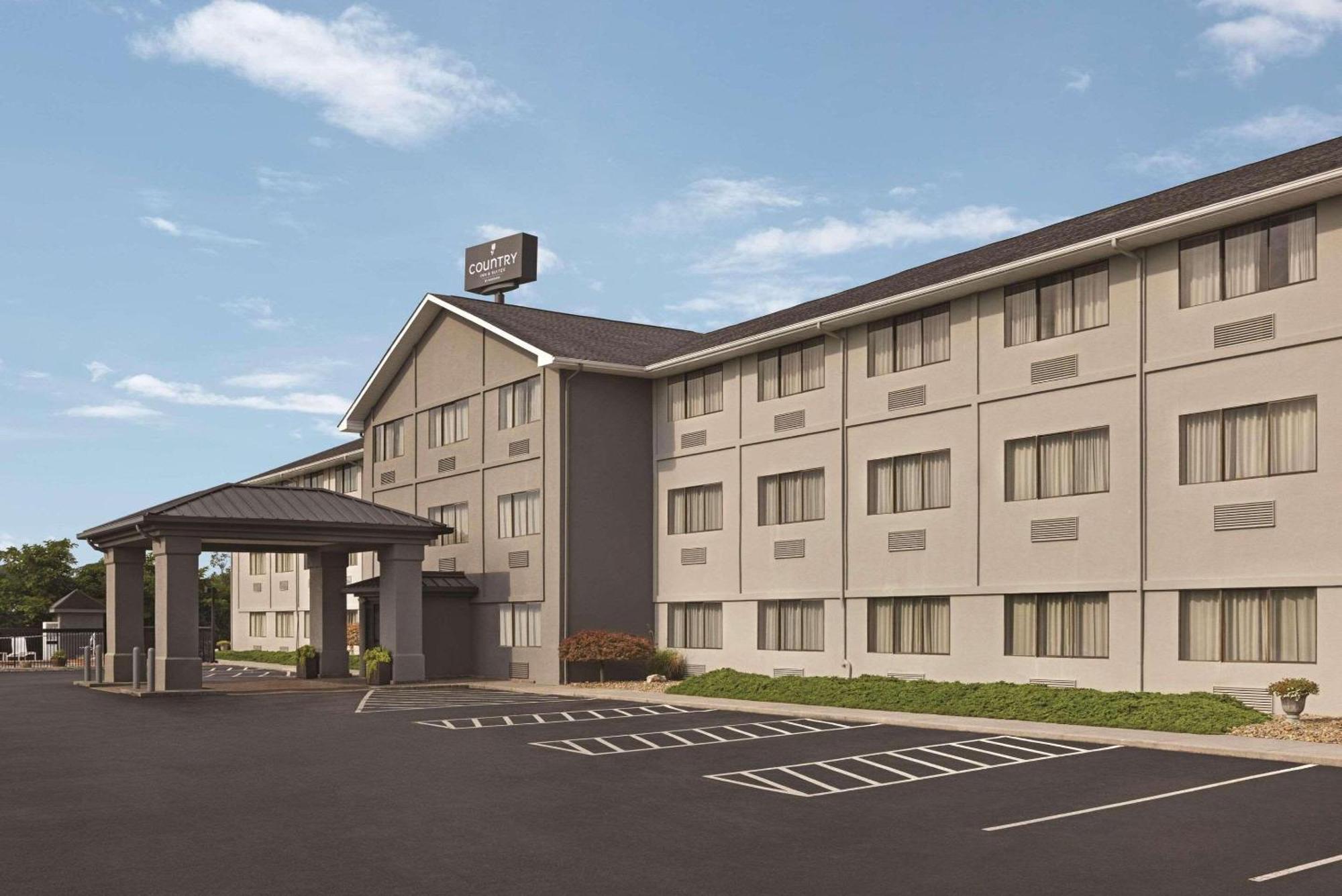 Hotel Country & By Radisson, Abingdon, Va 3*