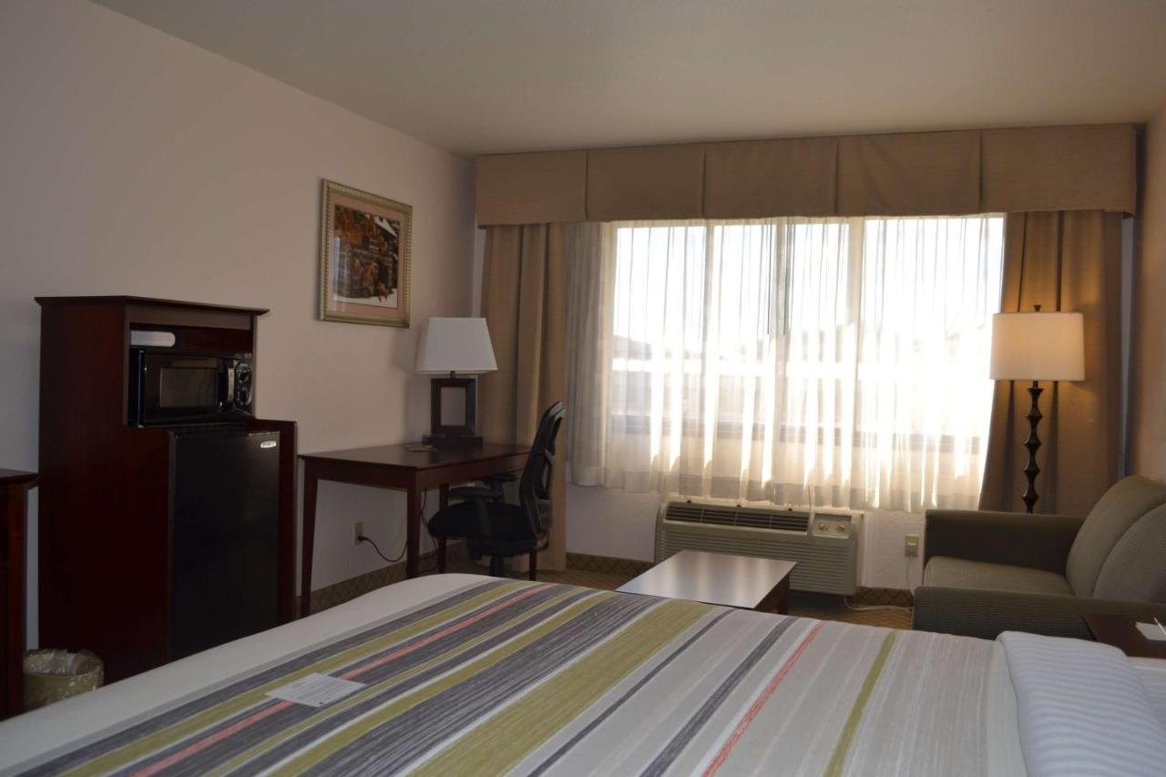 Hotel Country & By Radisson, Abingdon, Va